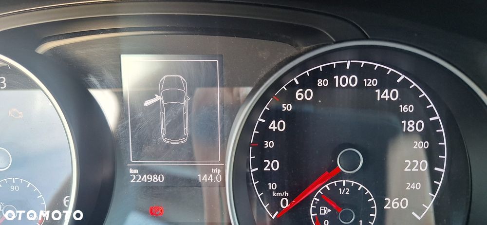 Volkswagen Golf 1.6 TDI BMT Comfortline - 24