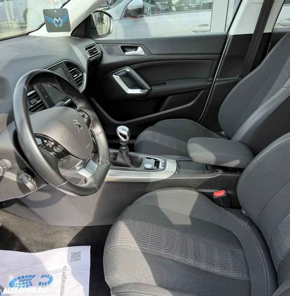 Peugeot 308 PureTech 130 GPF Stop & Start Allure - 7