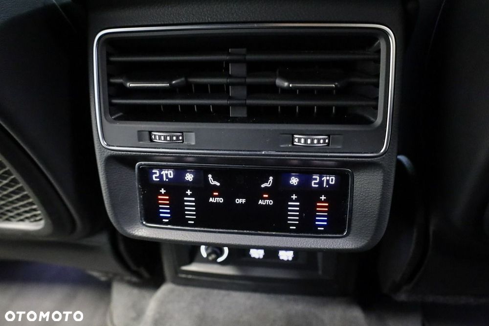 Audi Q7 50 TDI mHEV Quattro S Line Tiptr - 30