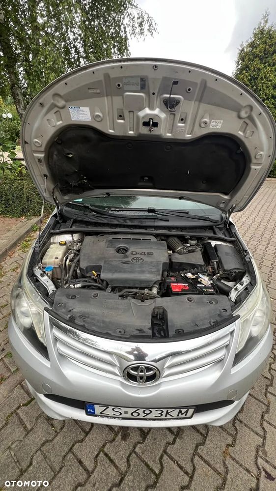 Toyota Avensis 2.0 D-4D Active - 9