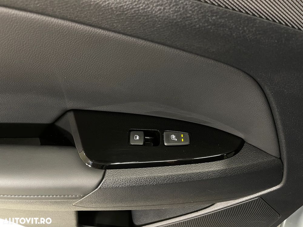 Kia Sportage 1.6 T-GDI PHEV 6AT 4x4 Business Line - 26