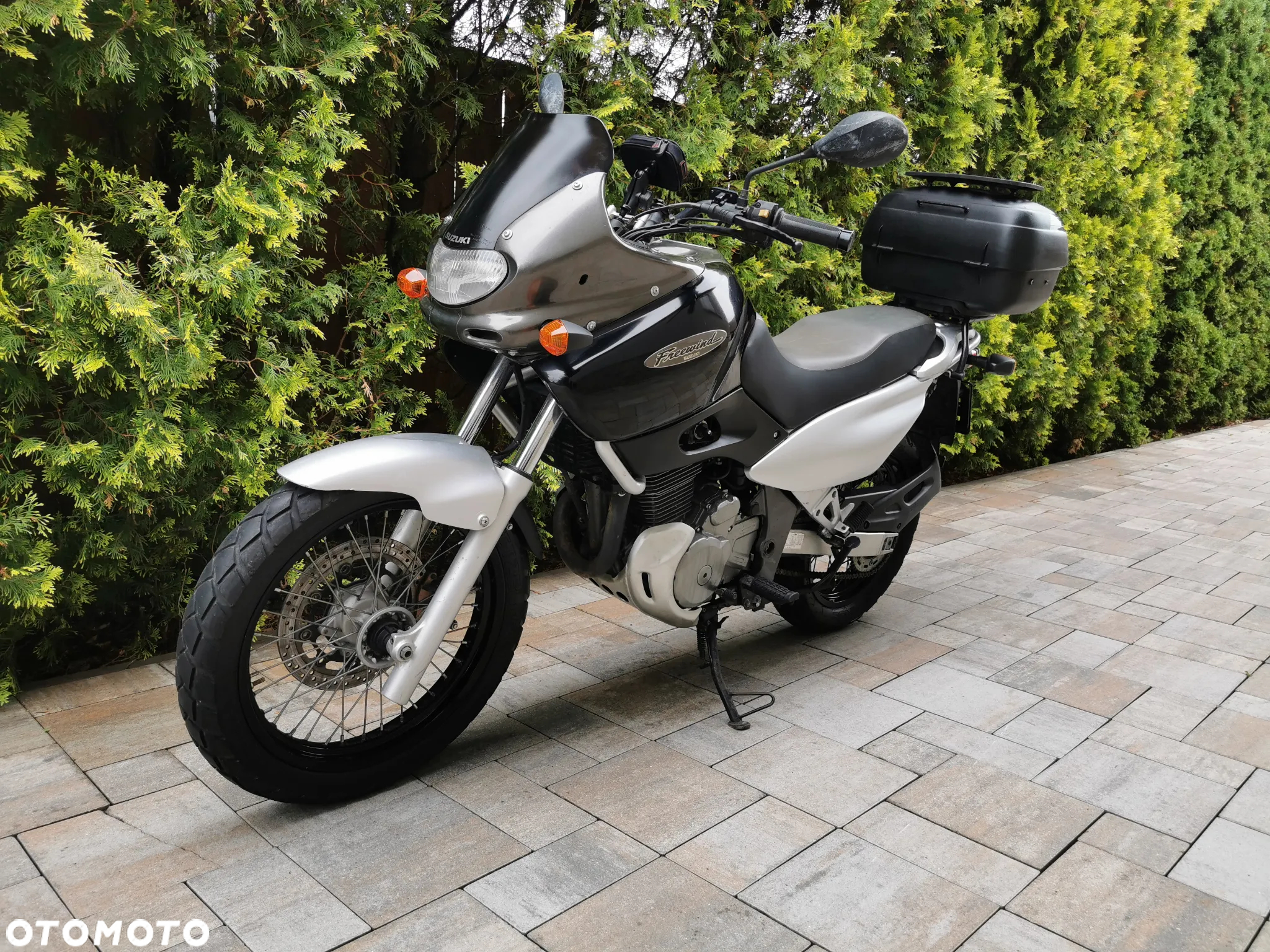 Suzuki XF