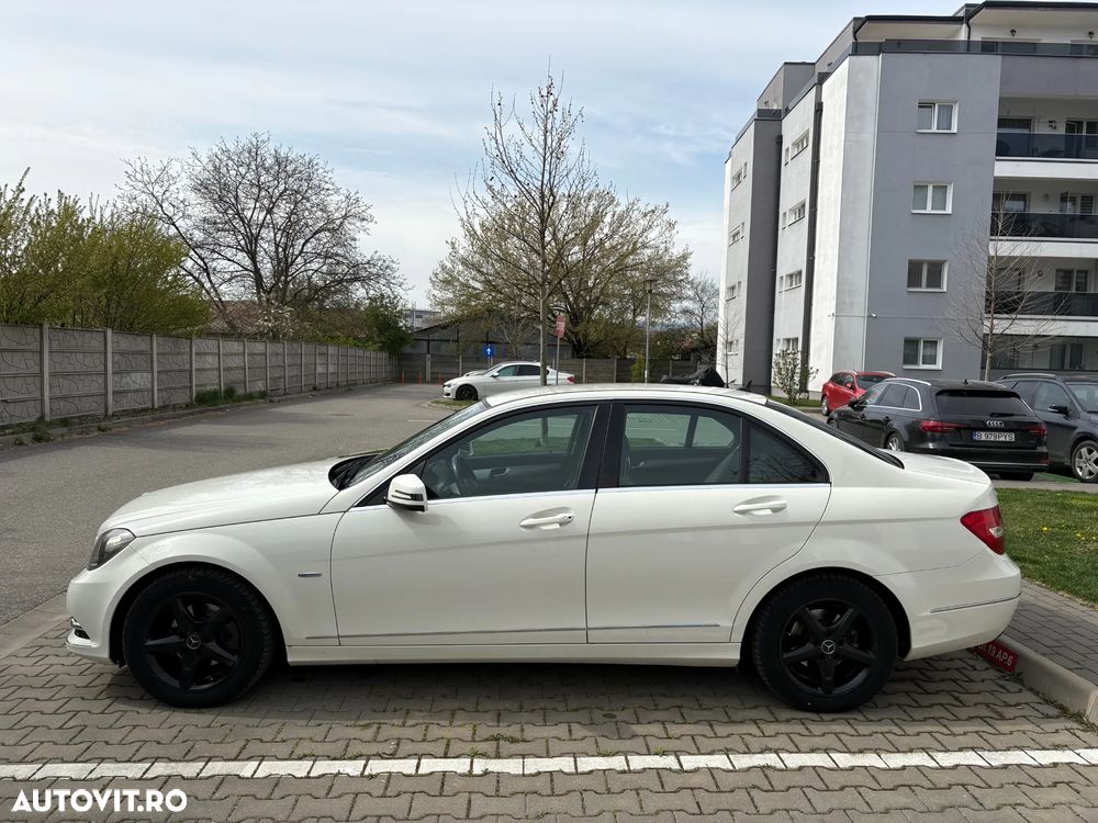 Mercedes-Benz C 200 CDI DPF Automatik BlueEFFICIENCY Avantgarde - 2
