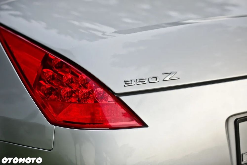 Nissan 350 Z - 8