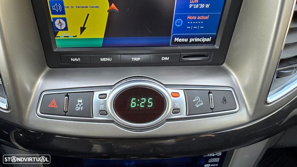 Chevrolet Captiva - 26