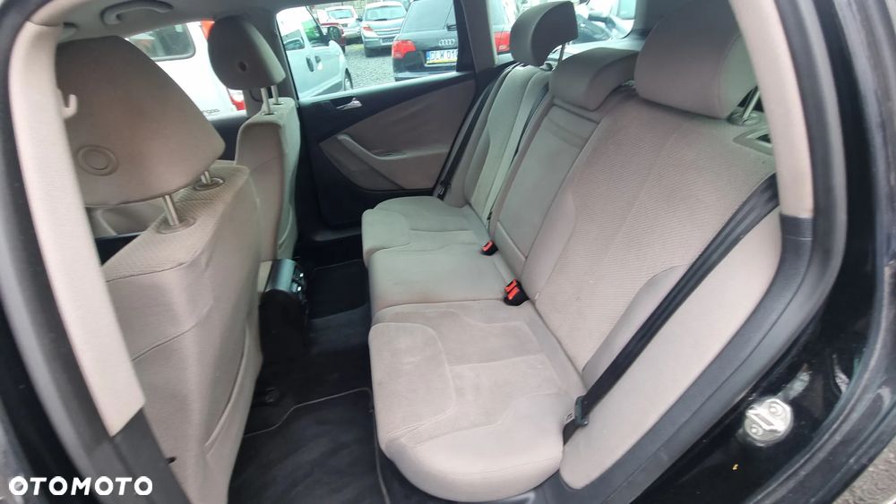 Volkswagen Passat Variant 2.0 TDI DPF DSG Comfortline - 13