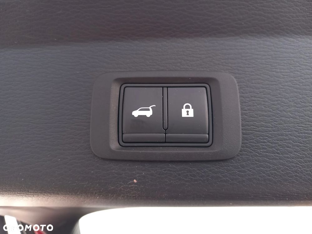 Mitsubishi Outlander - 20