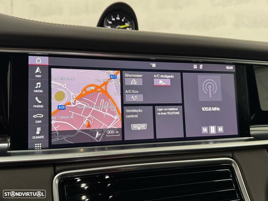 Porsche Panamera 4 E-Hybrid - 28