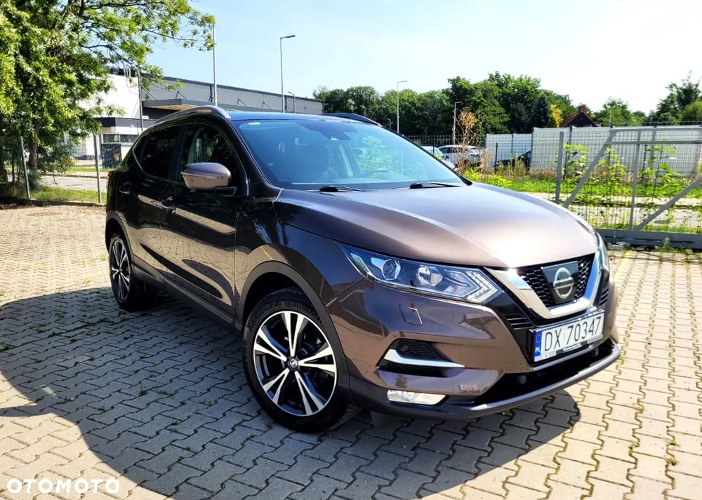 Nissan Qashqai 1.2 DIG-T N-Connecta Xtronic EU6