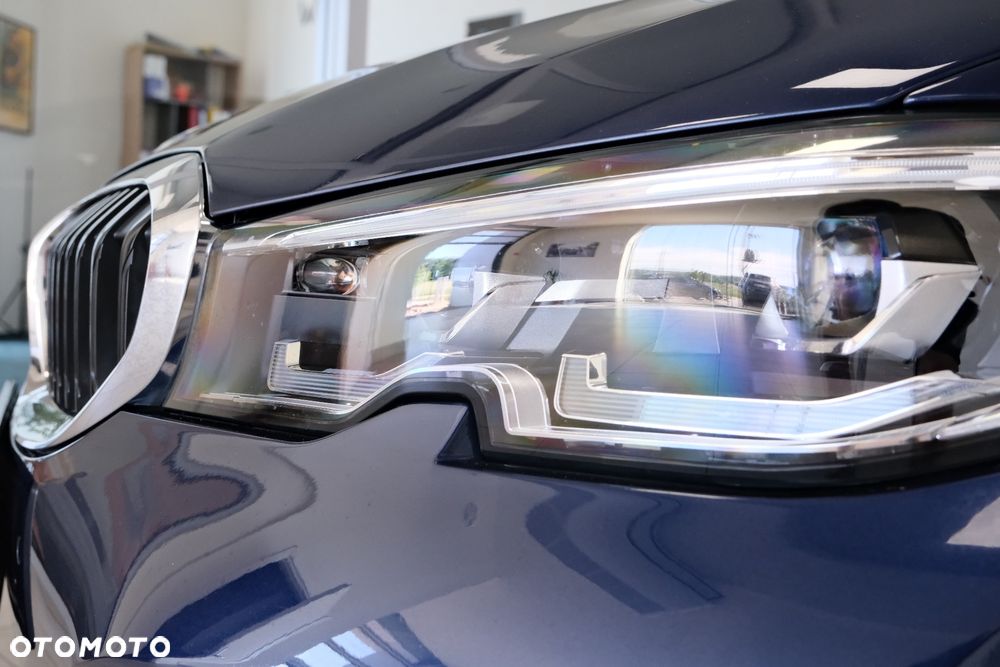 BMW Seria 3 - 16