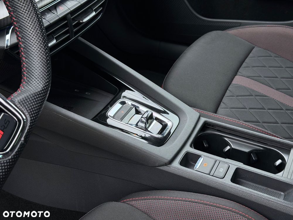 Skoda Octavia 2.0 TDI DSG RS - 24