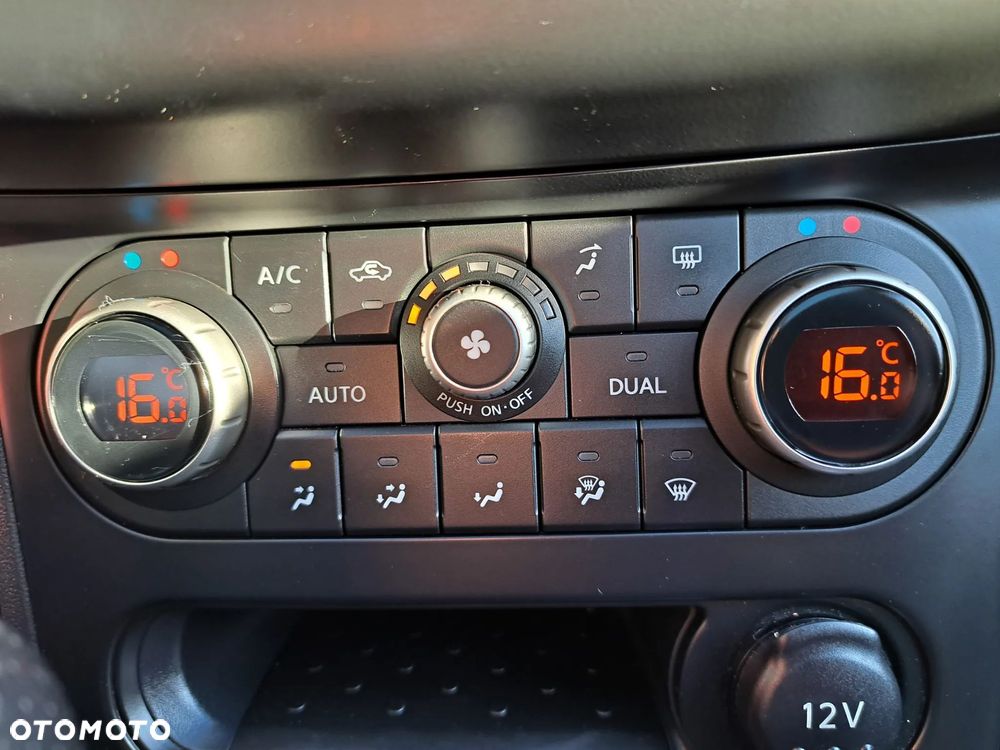 Nissan Qashqai 2.0 360 - 12