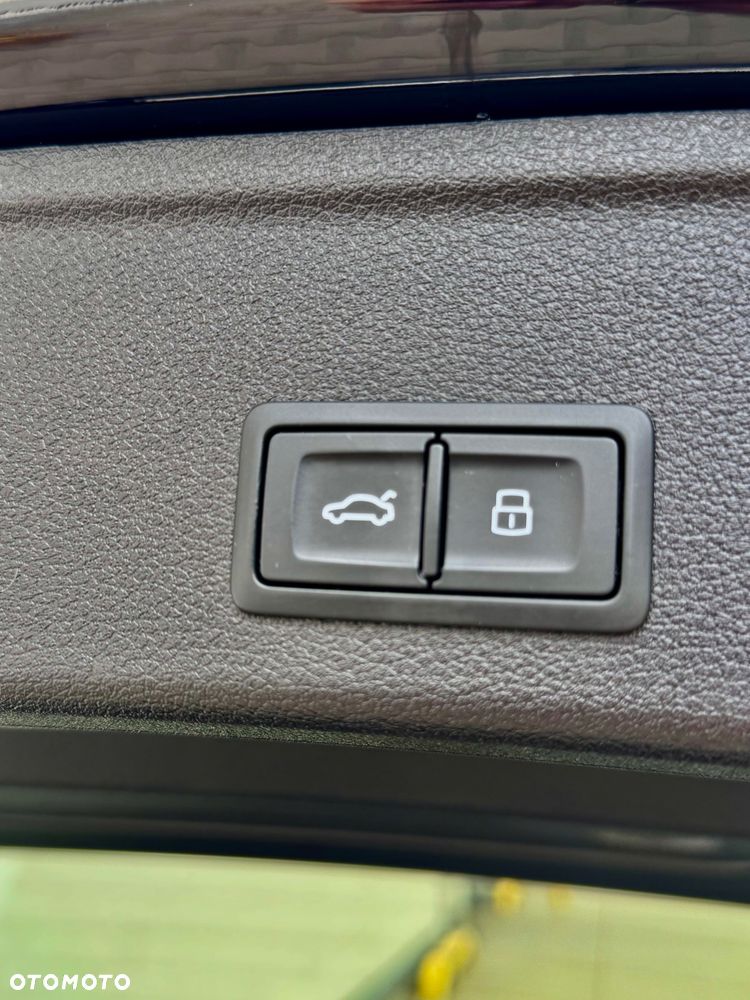 Audi A4 Avant 35 TDI mHEV Advanced S tronic - 30