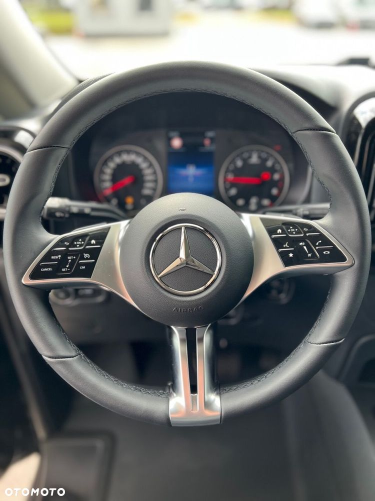 Mercedes-Benz Vito - 11