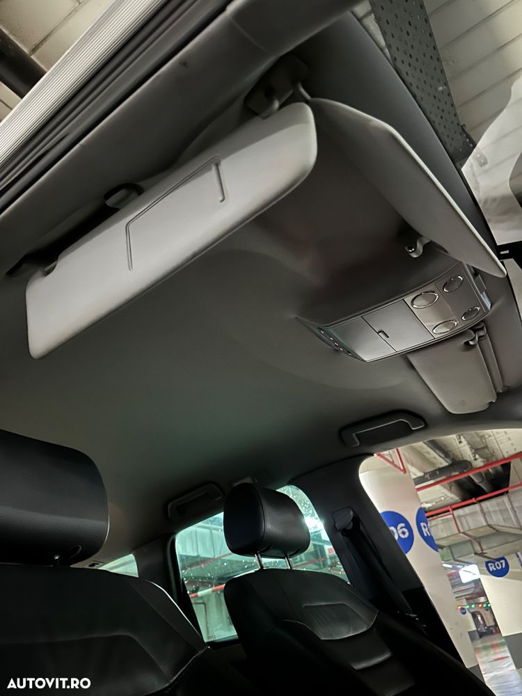 Volkswagen Touareg - 13