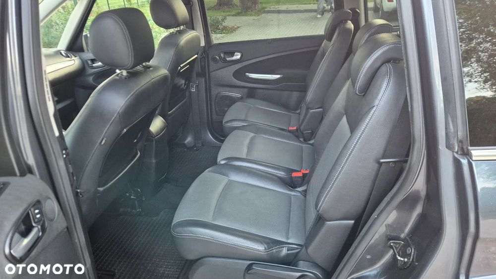 Ford Galaxy 2.0 TDCi Ghia - 10