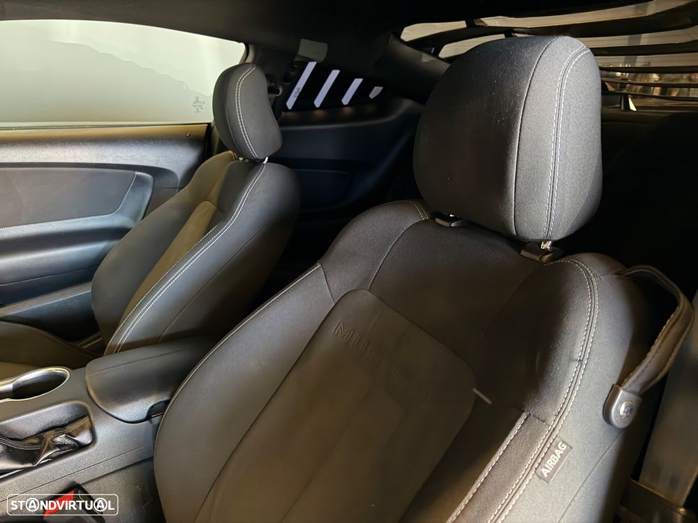 Ford Mustang 2.3i EcoBoost Aut. - 14