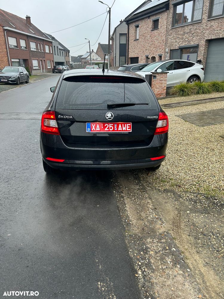 Skoda Rapid 2015 photo 2