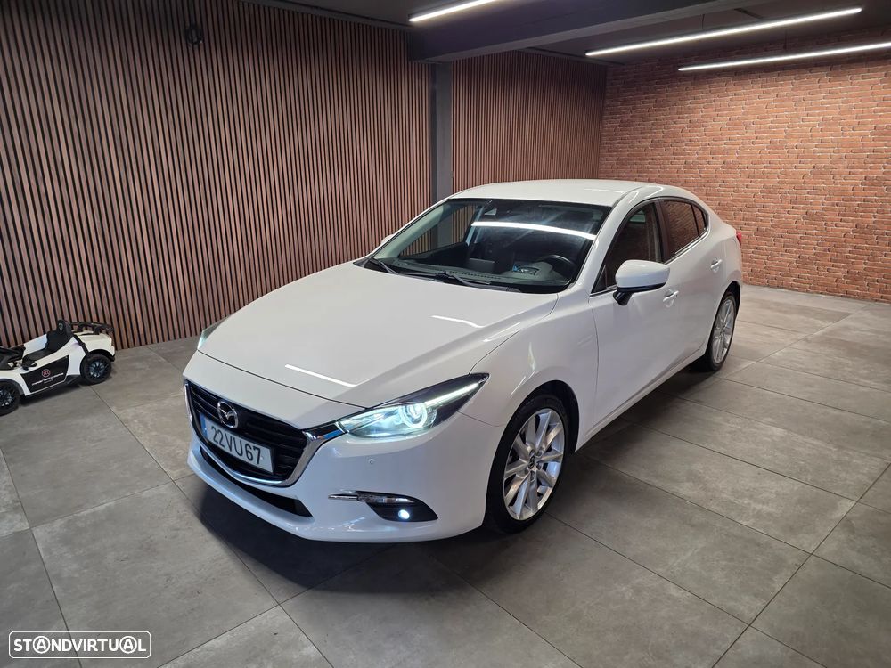 Mazda 3 Sedan 1.5 Sky-D Evolve HS Navi - 30