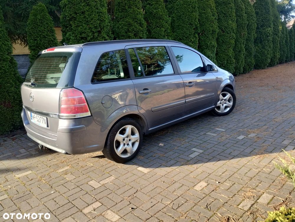 Opel Zafira 1.9 CDTI Essentia - 6