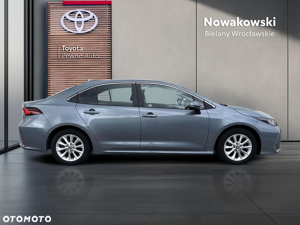 Toyota Corolla - 27
