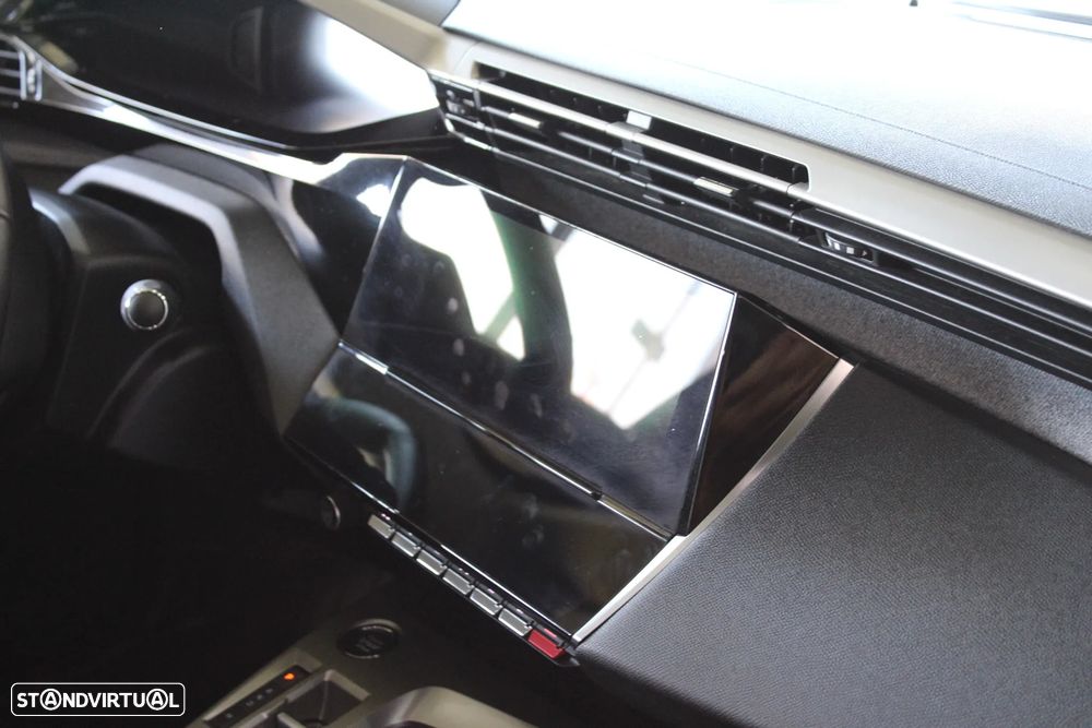 Peugeot 308 PureTech 130 EAT8 Active Pack - 26