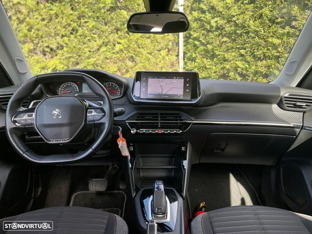 Peugeot 2008 1.2 PureTech Active Pack EAT8 - 4