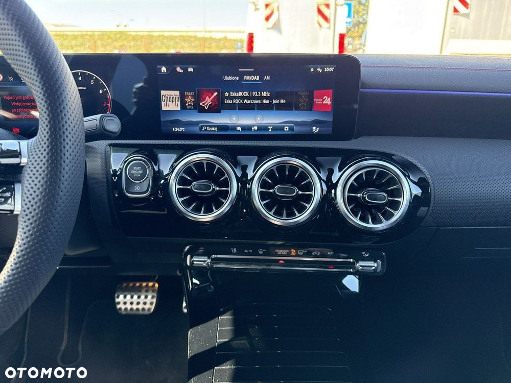 Mercedes-Benz CLA 200 mHEV AMG Line 7G-DCT - 23