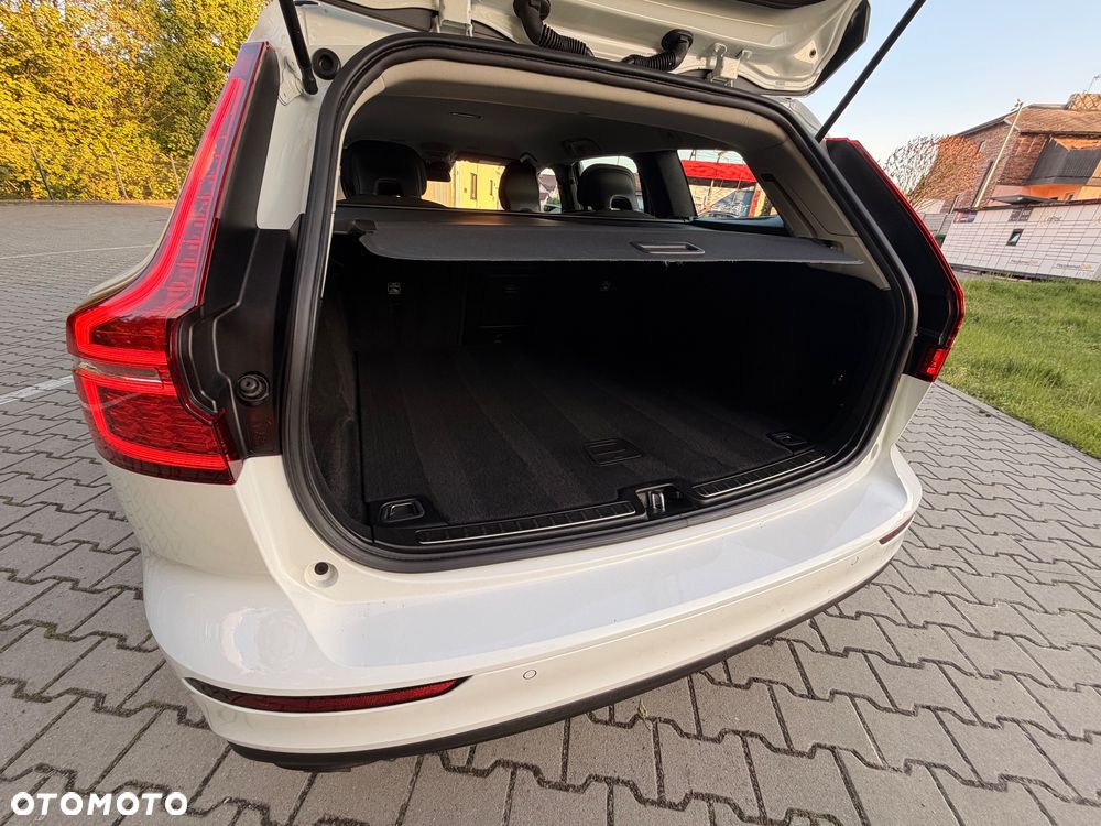 Volvo V60 T4 Geartronic Momentum Pro - 14