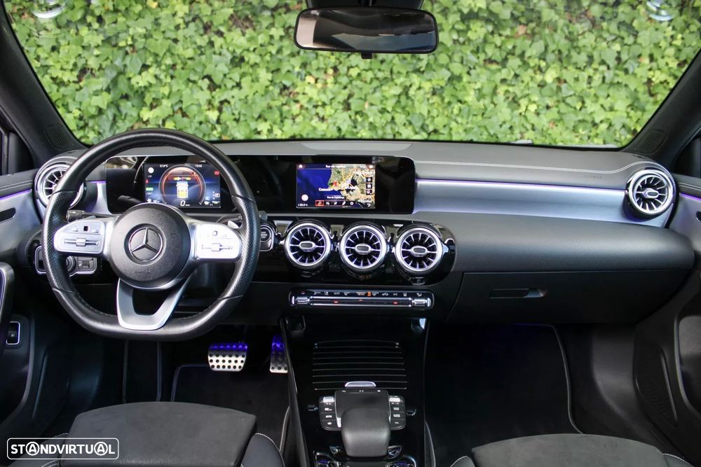 Mercedes-Benz A 250 Limousine e AMG Line - 17