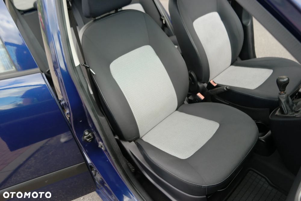 Hyundai i10 - 23
