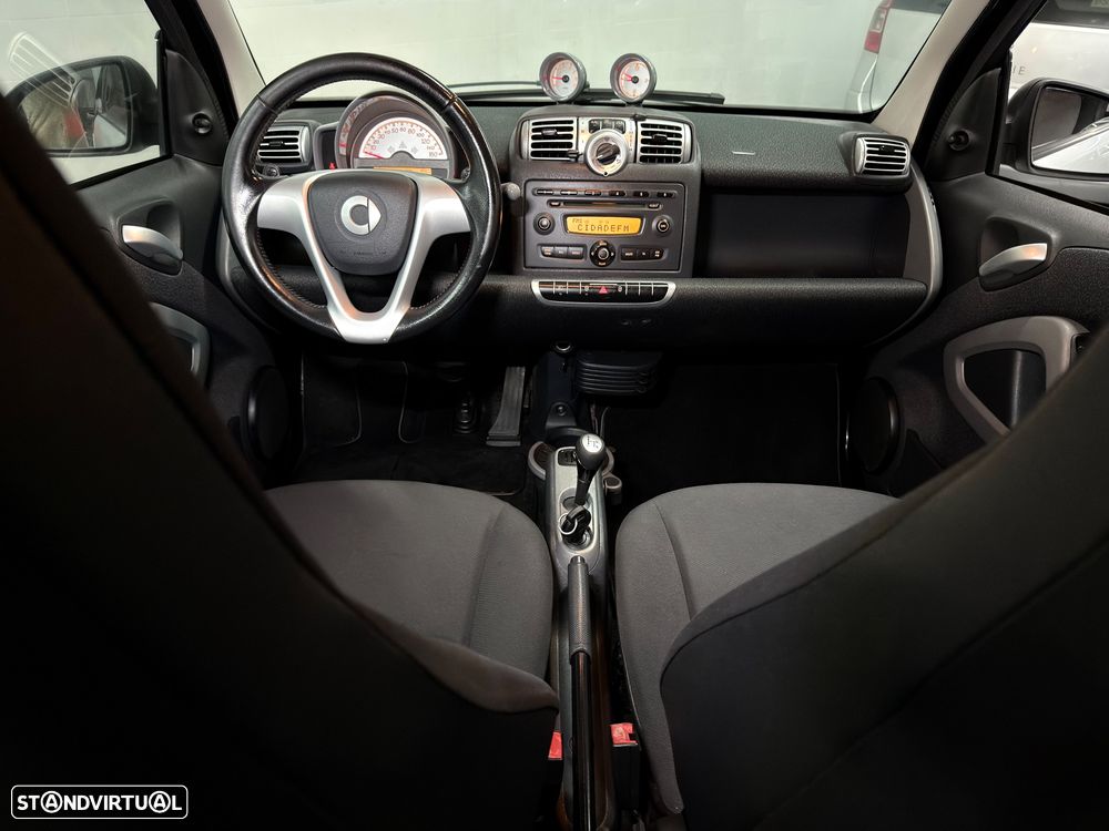 Smart ForTwo Coupé 1.0 mhd Passion 71 - 18