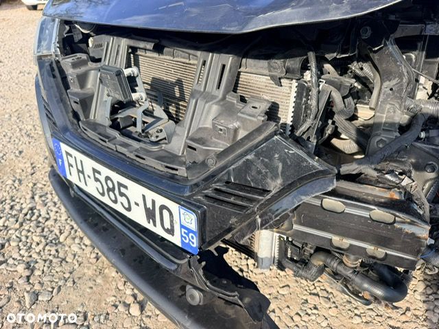 Nissan Qashqai - 10