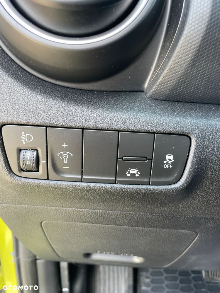 Hyundai Kona 1.6 T-GDI DCT Premium - 23