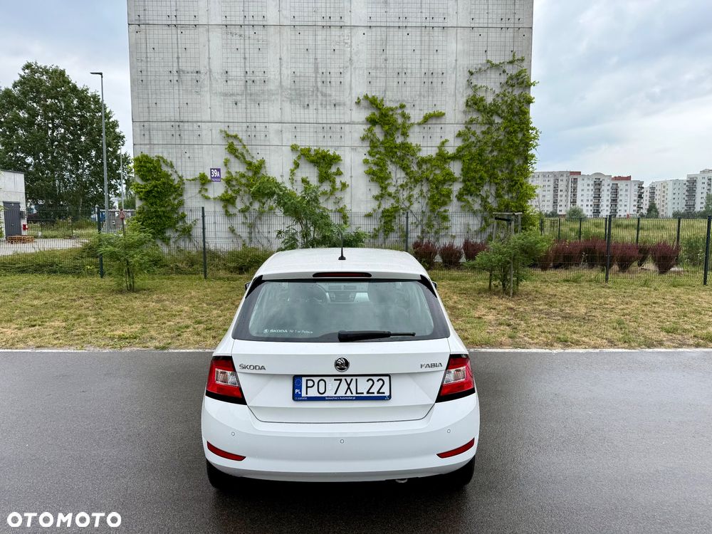 Skoda Fabia 1.0 TSI Ambition - 12