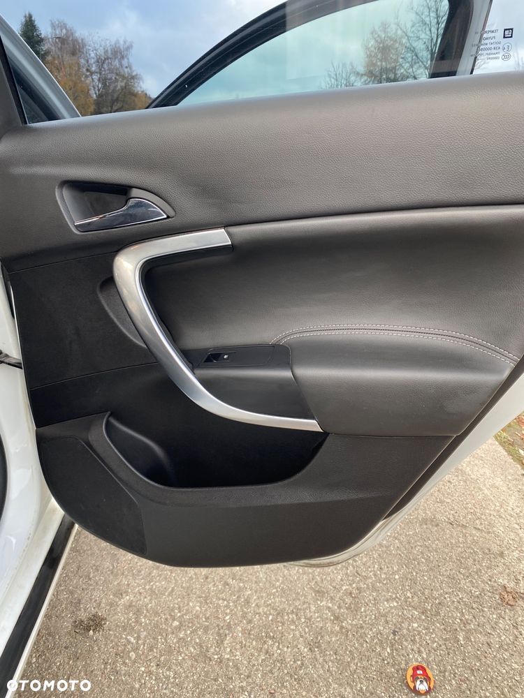 Opel Insignia 2.0 CDTI Cosmo S&S - 27