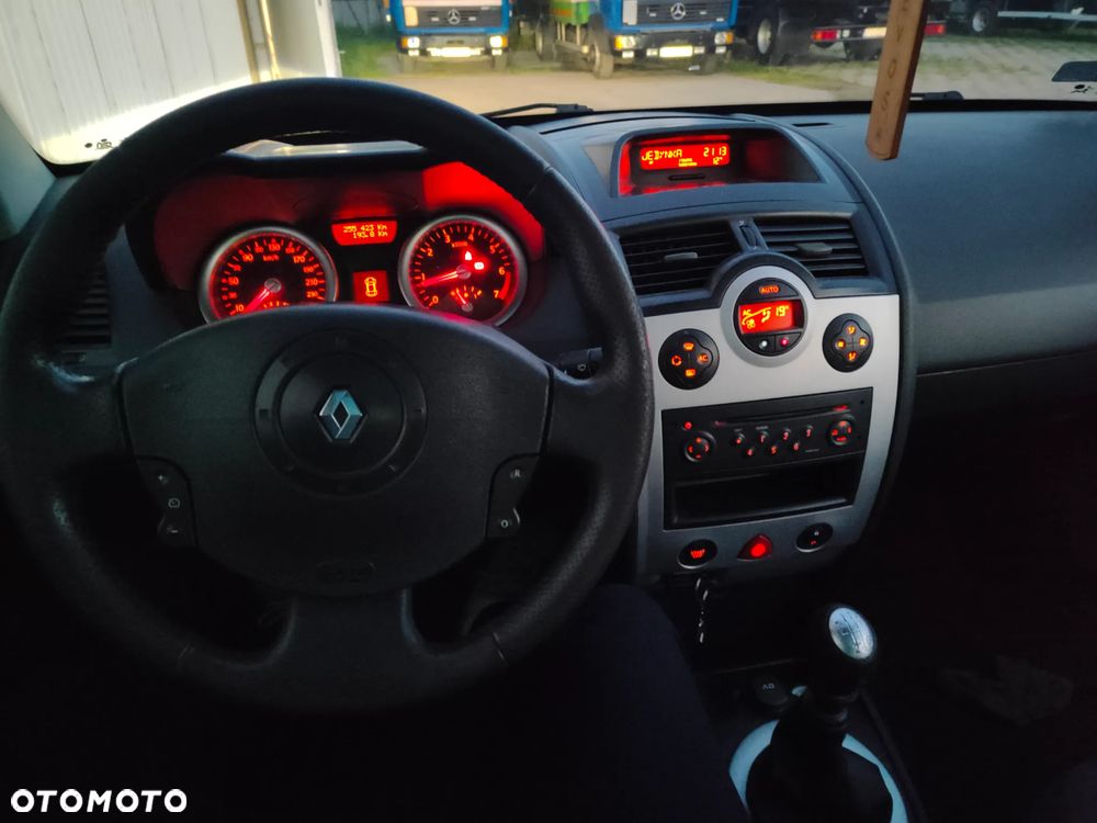 Renault Megane - 13