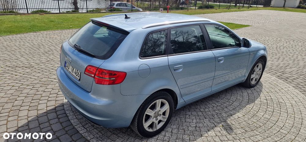 Audi A3 Sportback 2.0 TDI Ambiente - 12