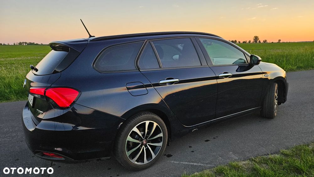 Fiat Tipo 1.4 16v Lounge EU6d - 3