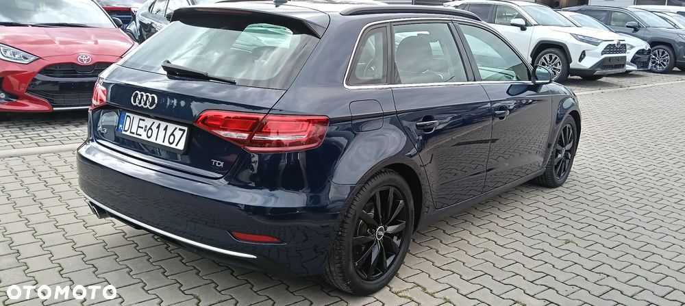 Audi A3 Sportback 2.0 TDI Premiere Edition - 21