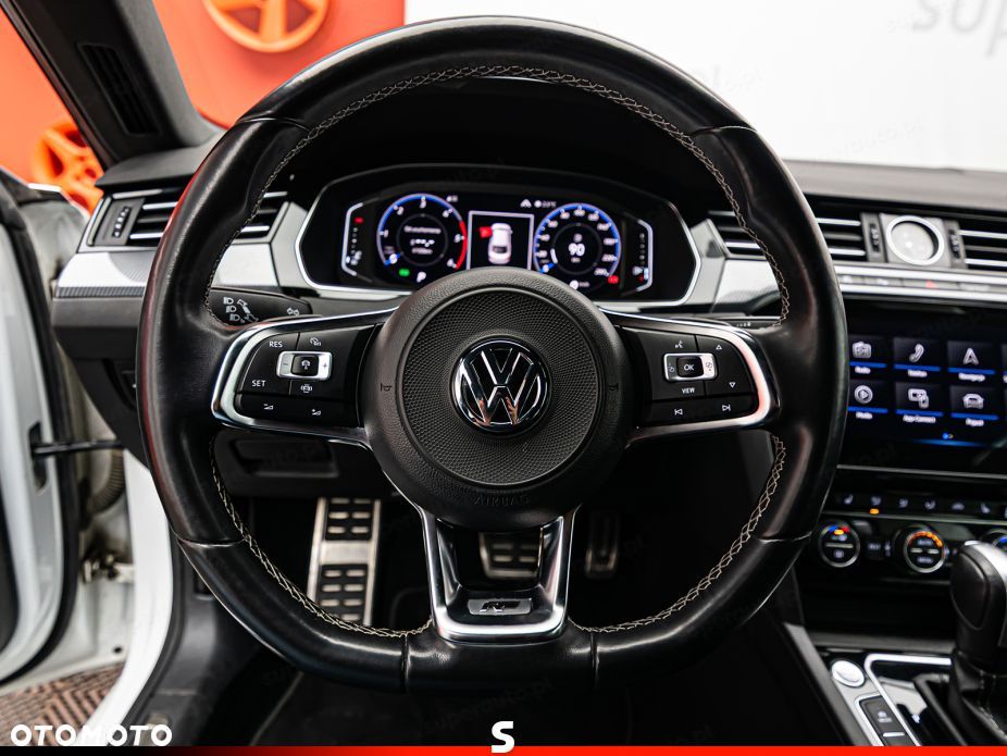 Volkswagen Arteon 2.0 TDI R-Line DSG - 12