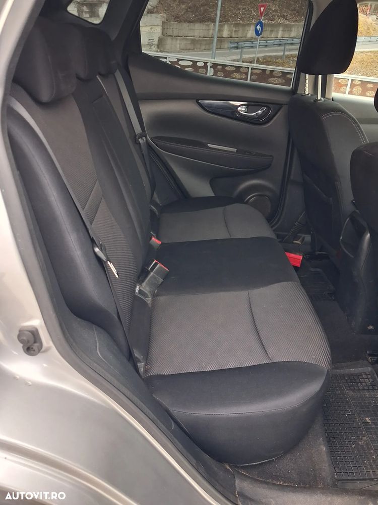 Nissan Qashqai 1.6L dCi Start/Stop 4X4-i N-Connecta - 10