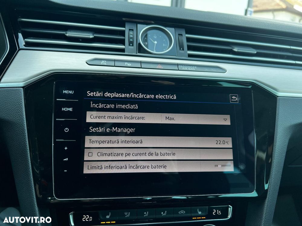Volkswagen Passat - 32