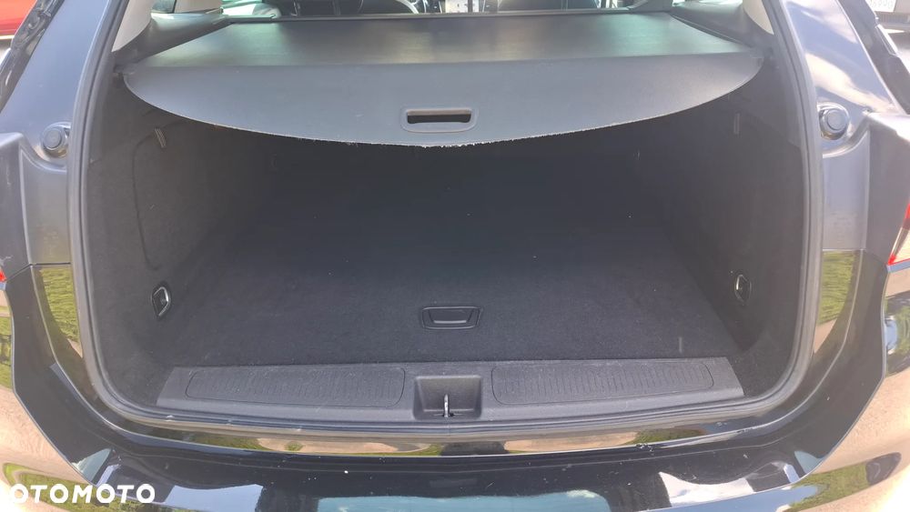 Opel Astra 1.6 CDTI Elite S&S - 22