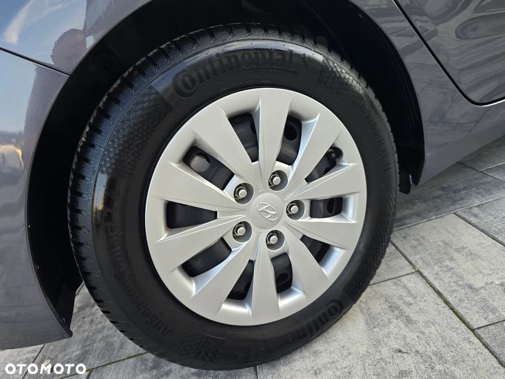 Hyundai i30 blue 1.4 Style - 24