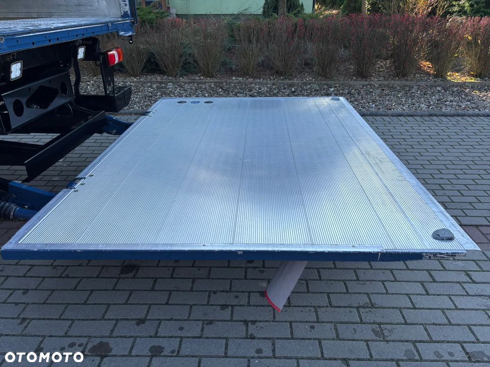 Mercedes-Benz Atego 1524 Kontener Dł 6,20 m - 12