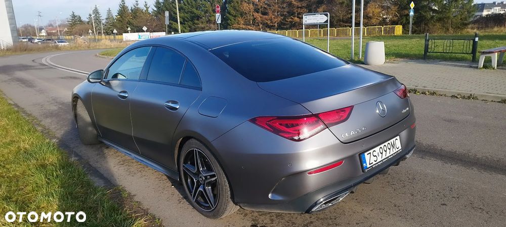 Mercedes-Benz CLA 220 4-Matic AMG Line 7G-DCT - 4