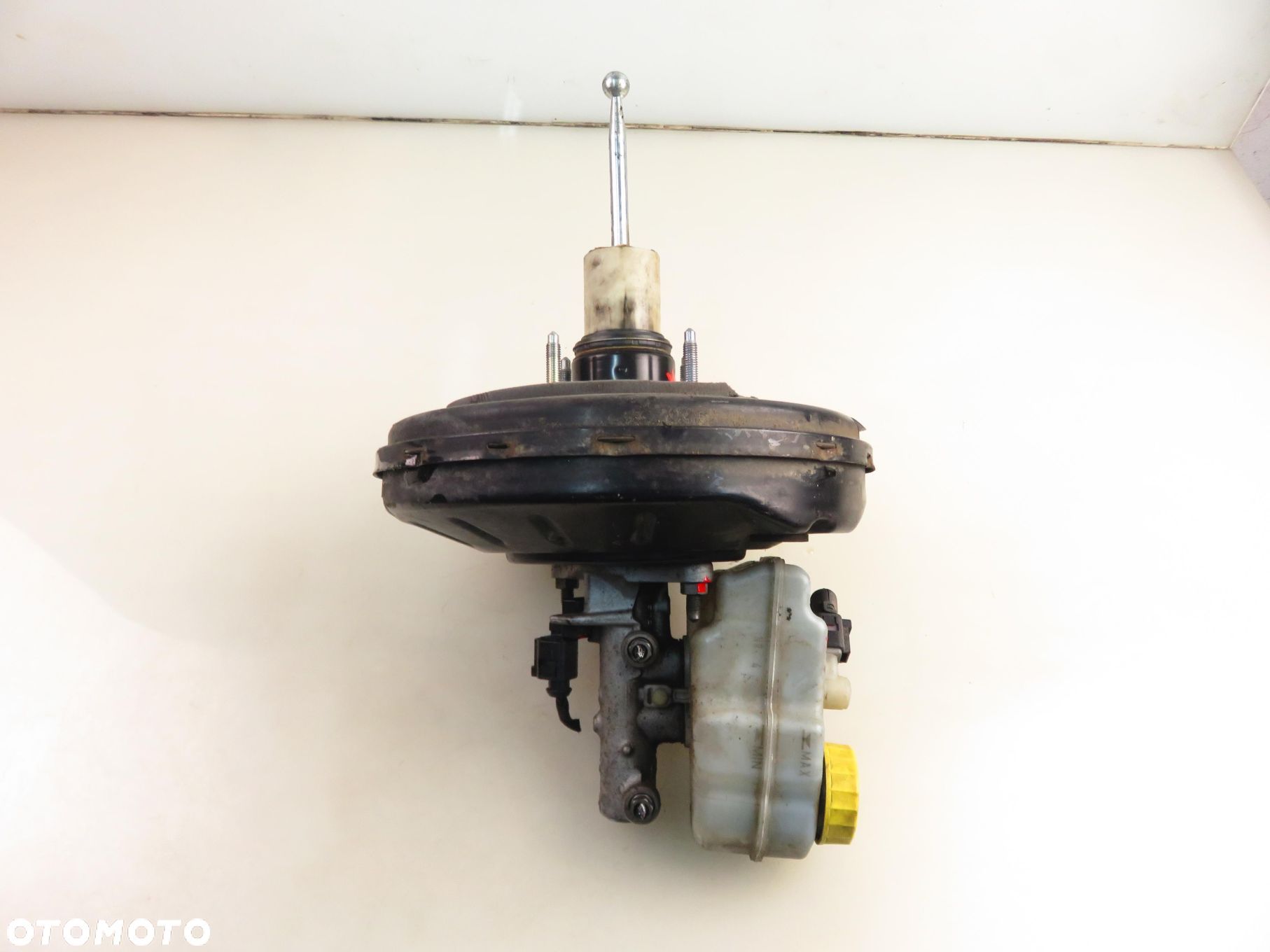 SERWO SKODA FABIA II (542) 1.4 - CGGB 6R1614105R - 1