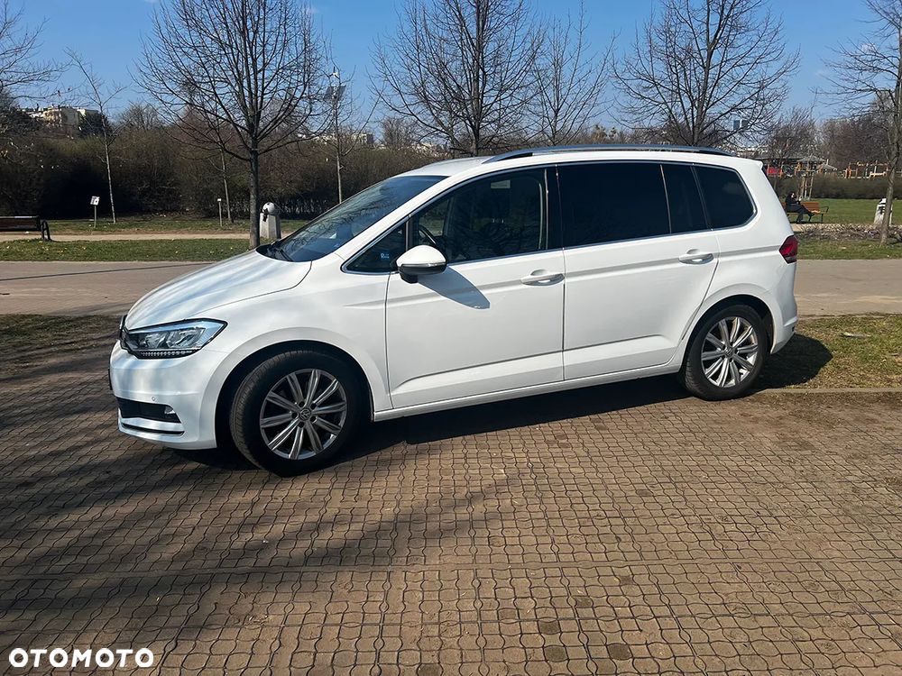 Volkswagen Touran 1.4 TSI BMT Highline DSG - 9