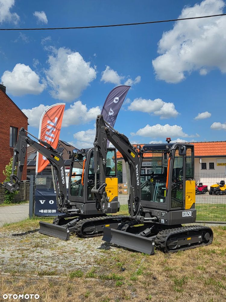 Volvo ECR 25D - 1